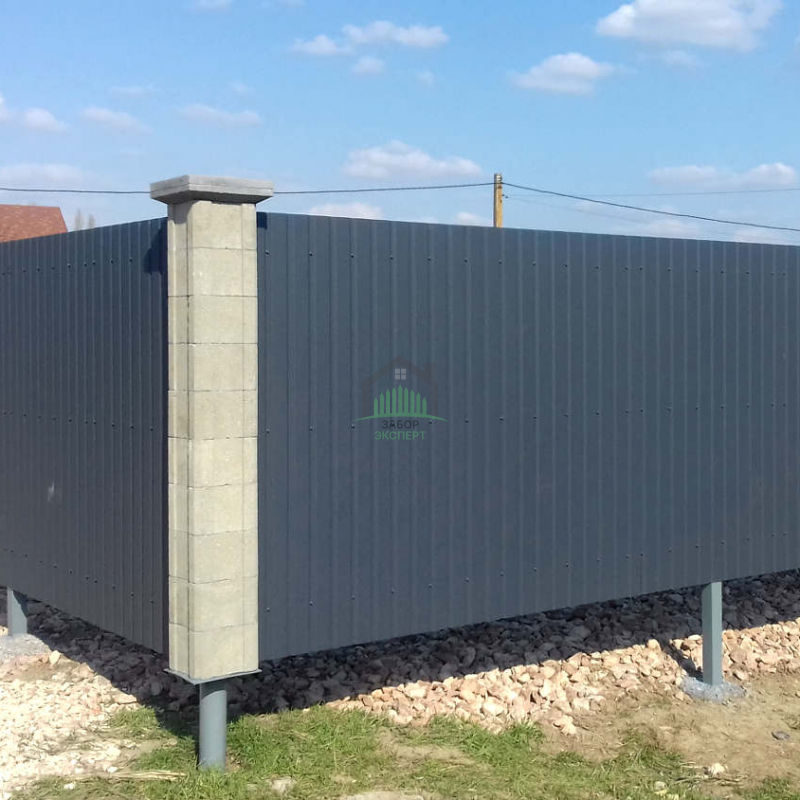 Забор из профнастила с бетонированием столбов 15соток  в Куровском 