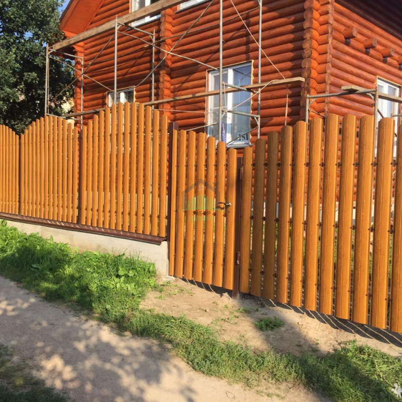 Заборы из евроштакетника 10 соток с забивными столбами в Куровском